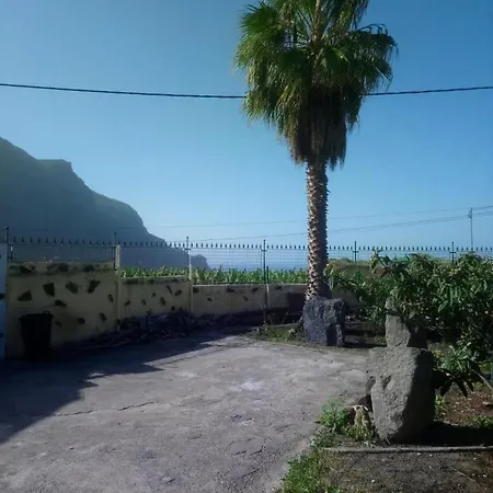 招待所 In - Casa El Cardon B2